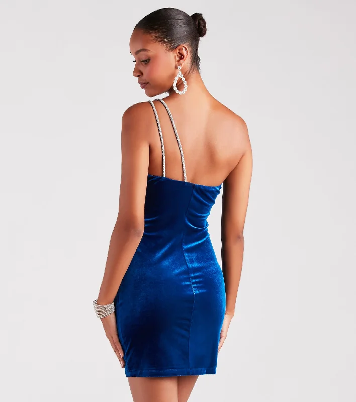 katelynn-velvet-rhinestone-strap-bodycon-dress-050011776060