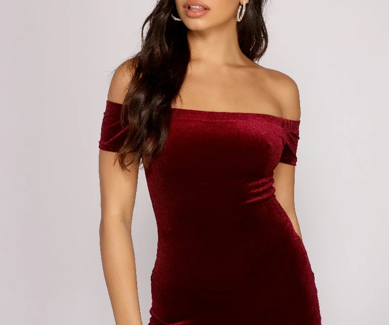 velvet-luxe-bodycon-midi-dress-051010900300