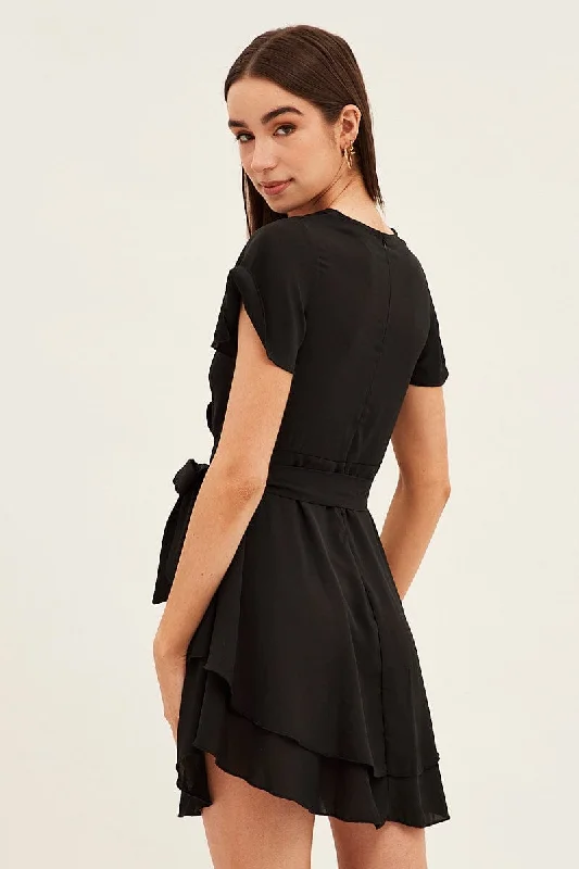 Black Short Sleeve Mini Skater Dress