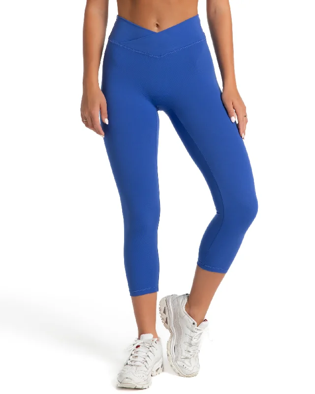 7-8-cross-over-leggings-electric-blue