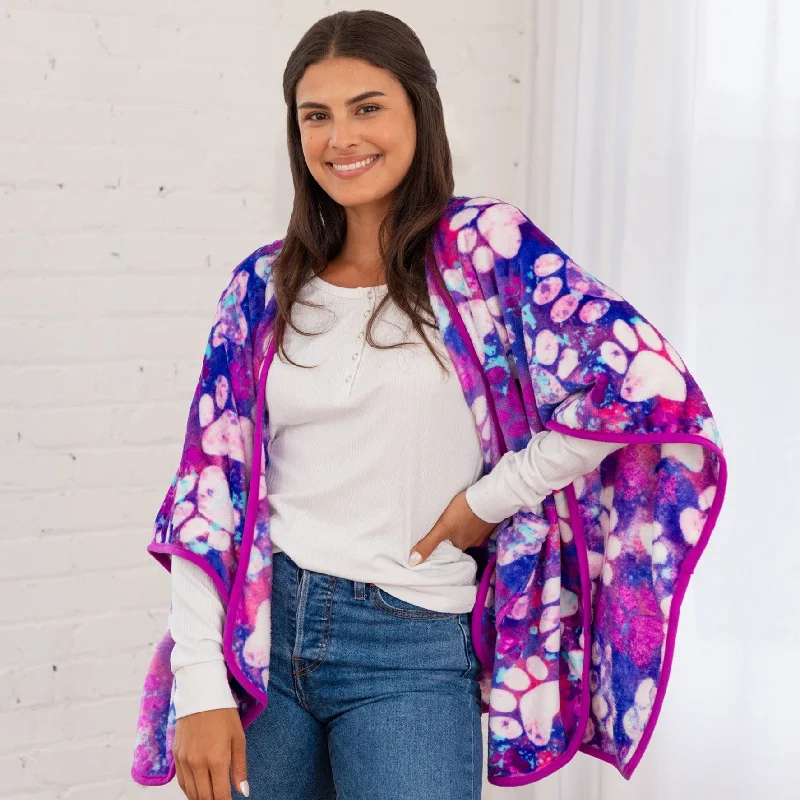 87476-super-cozy-paw-print-pocket-shawl