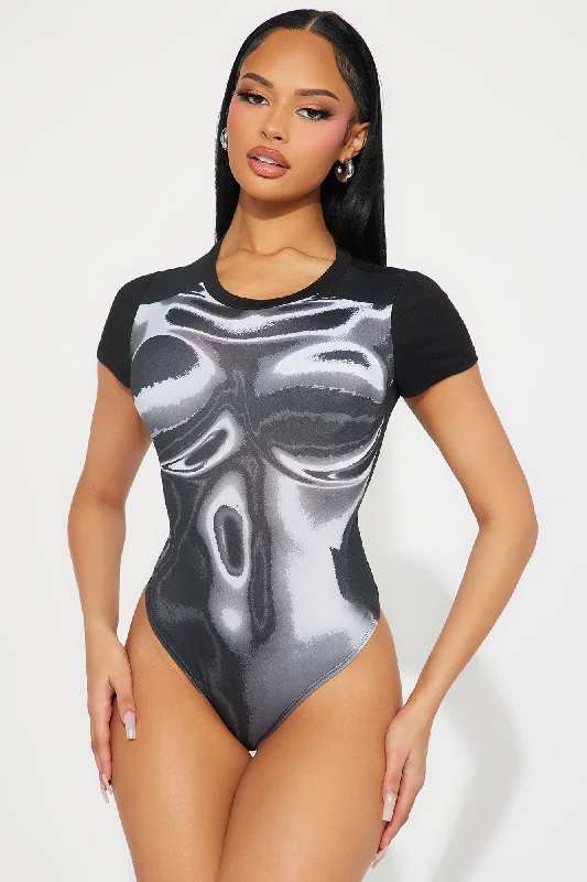 Baddie Fever Short Sleeve Bodysuit - Black/White