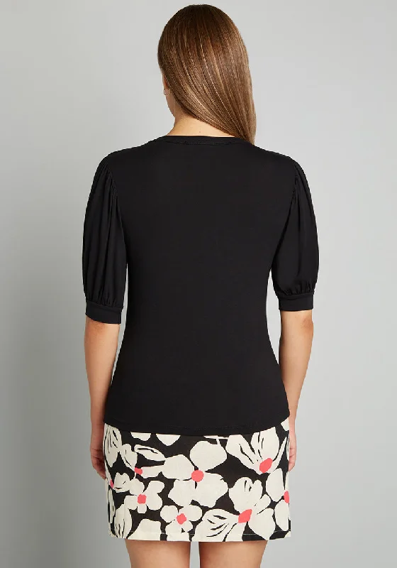 beyond-basic-short-sleeve-top-black