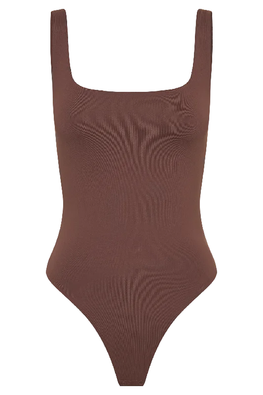 charlie-recycled-scoop-neck-bodysuit-mocha