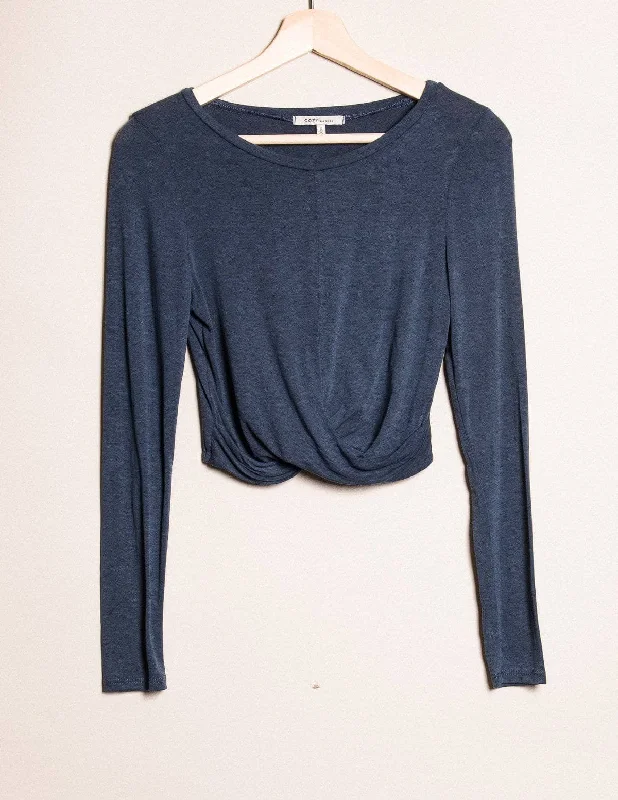 chloe-long-sleeve-crop-top