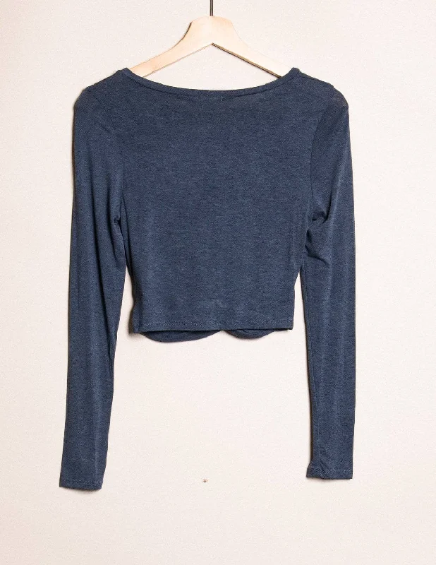 chloe-long-sleeve-crop-top