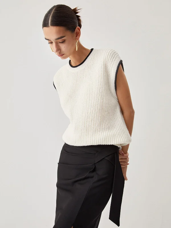 contrast-trim-chunky-knit-vest