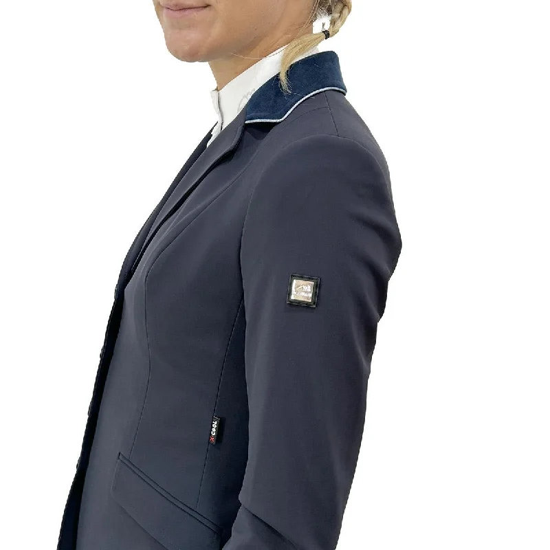 equiline-farm-house-custom-navy-gait-show-coat-in-x-cool-evo