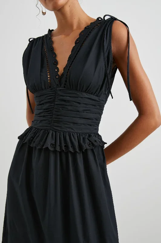 esmeralda-dress-black