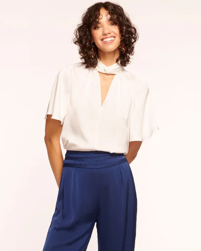 Freda Short Sleeve V-Neck Blouse