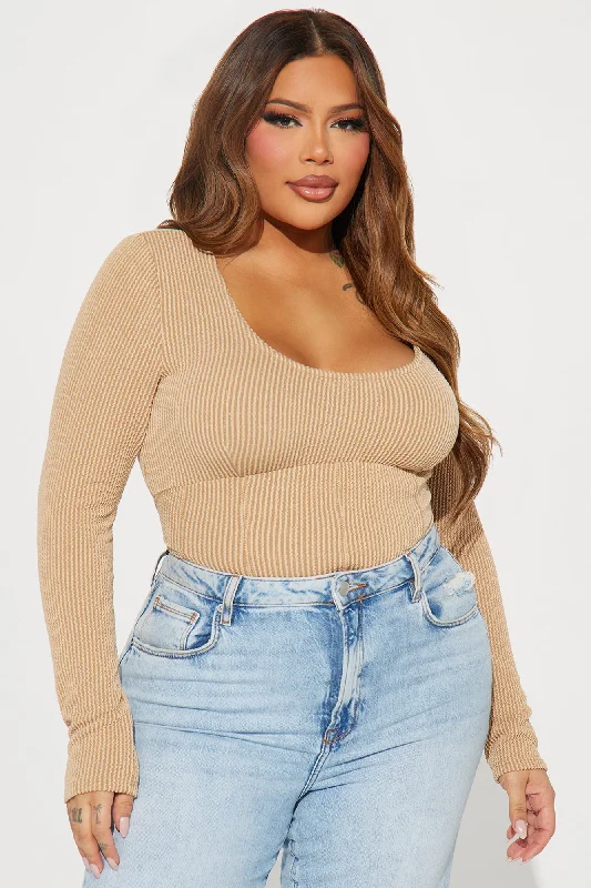 kara-ribbed-bodysuit-beige