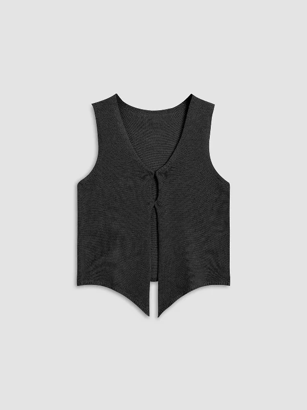 leisure-hook-and-eye-vest