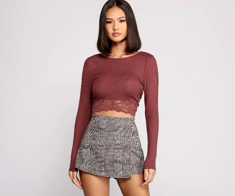 ribbed-tie-back-lace-hem-crop-top-060020571001