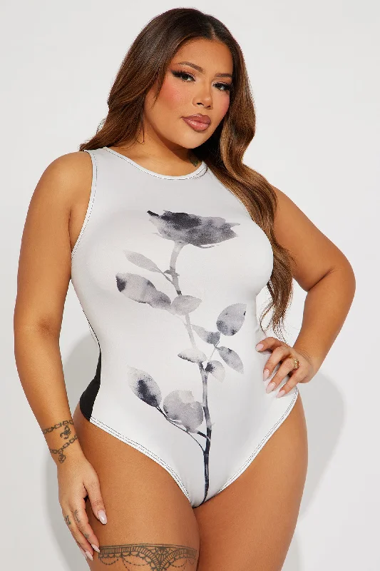 seasonal-blooms-bodysuit-black-white