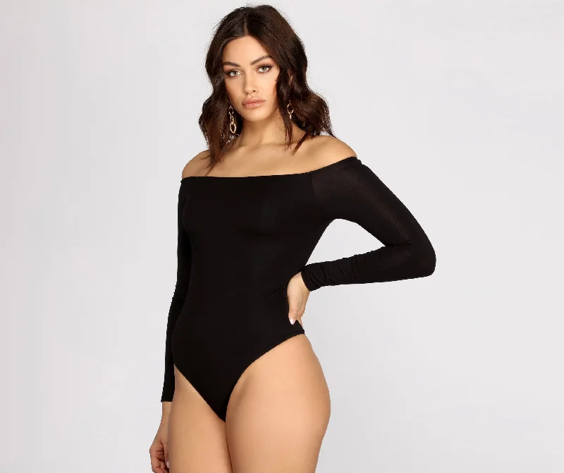 simple-style-off-the-shoulder-bodysuit-060012371001