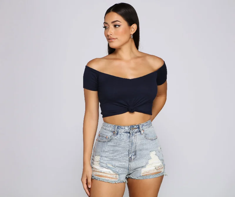 sweet-and-simple-crop-top-060013347100