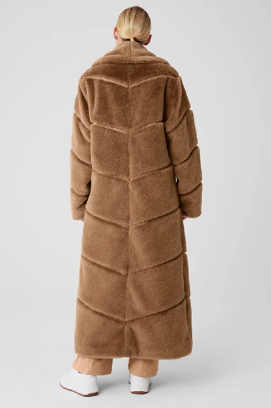 w4491r-faux-fur-cascade-jacket-toasted-almond